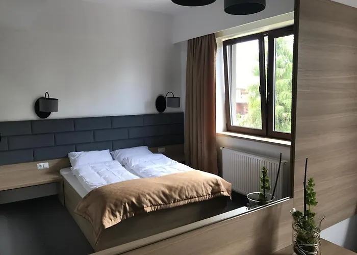 Lesna Perla De Lux Hostel