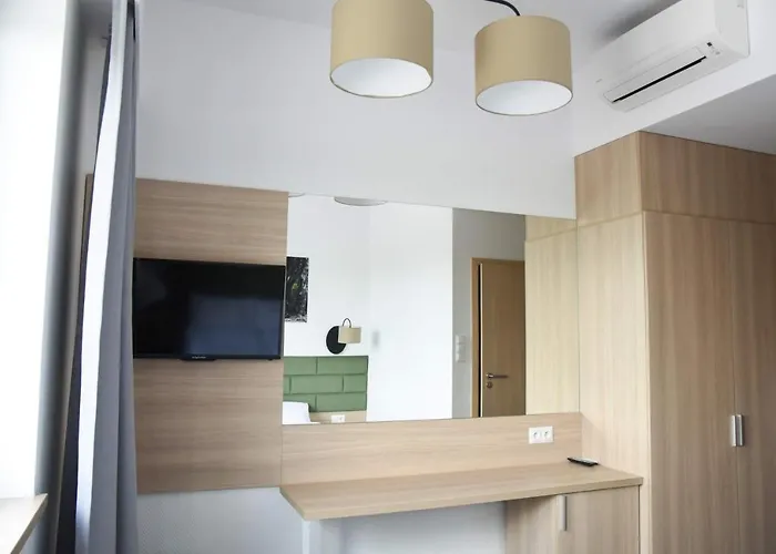 Lesna Perla De Lux *