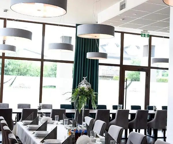 Lesna Perla De Lux Hostel *